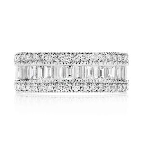 Milgrain Border Baguette & Round Diamond Band Ring - White Gold / 8