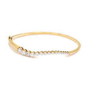 14kt yellow gold graduated diamond bangle