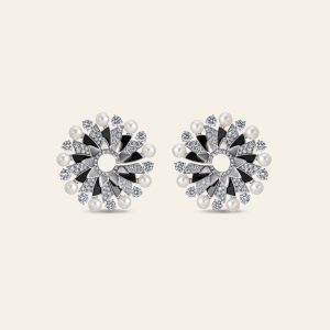 Infinia Earrings – product view