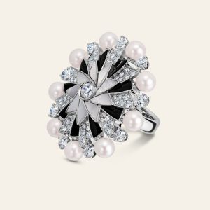 Infinia Ring – product view