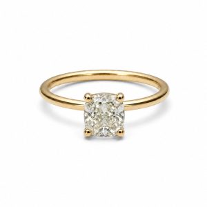 Round Cut 4 Prong Solitaire Ring