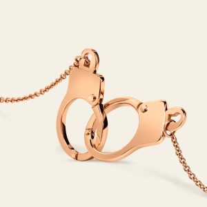 Love Lockdown Interlocking Necklace – product view