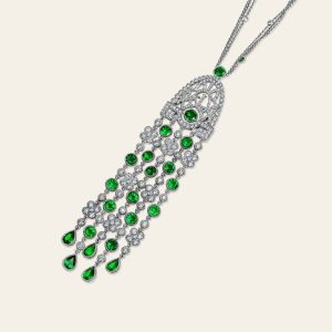 Jezebel Pendant – product view