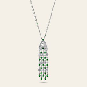 Jezebel Pendant – product view