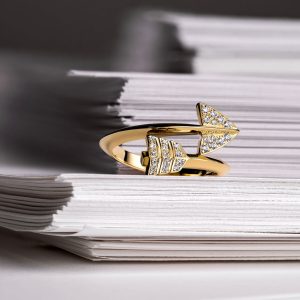 Super Arrow Diamond Ring – product view