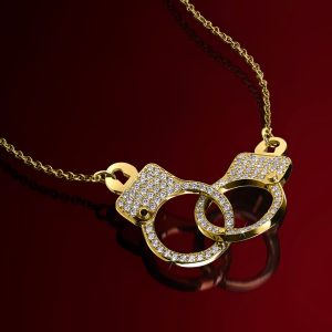 Love Lockdown Interlocking Diamond Necklace – product view