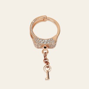 Love Lockdown Diamond Ring – product view