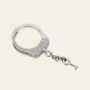 Love Lockdown Diamond Ring – product view