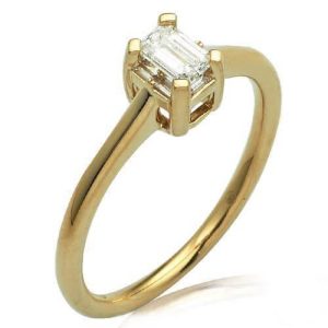 14KY 0.33 CTW EMERALD LADIES RING - 5