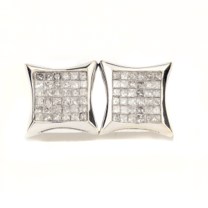 2.5CT White Gold Diamond Earrings - Pair