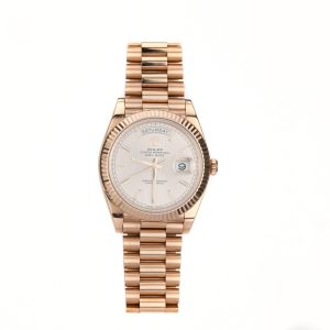Rose Gold Rolex Oyster Perpetual Daydate 40mm White Dial